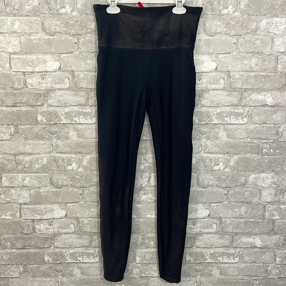 Spanx Faux Leather Leggings Black High Waist Compression - Picture 1 of 6